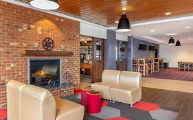Radisson Hotel Detroit Metro Airport